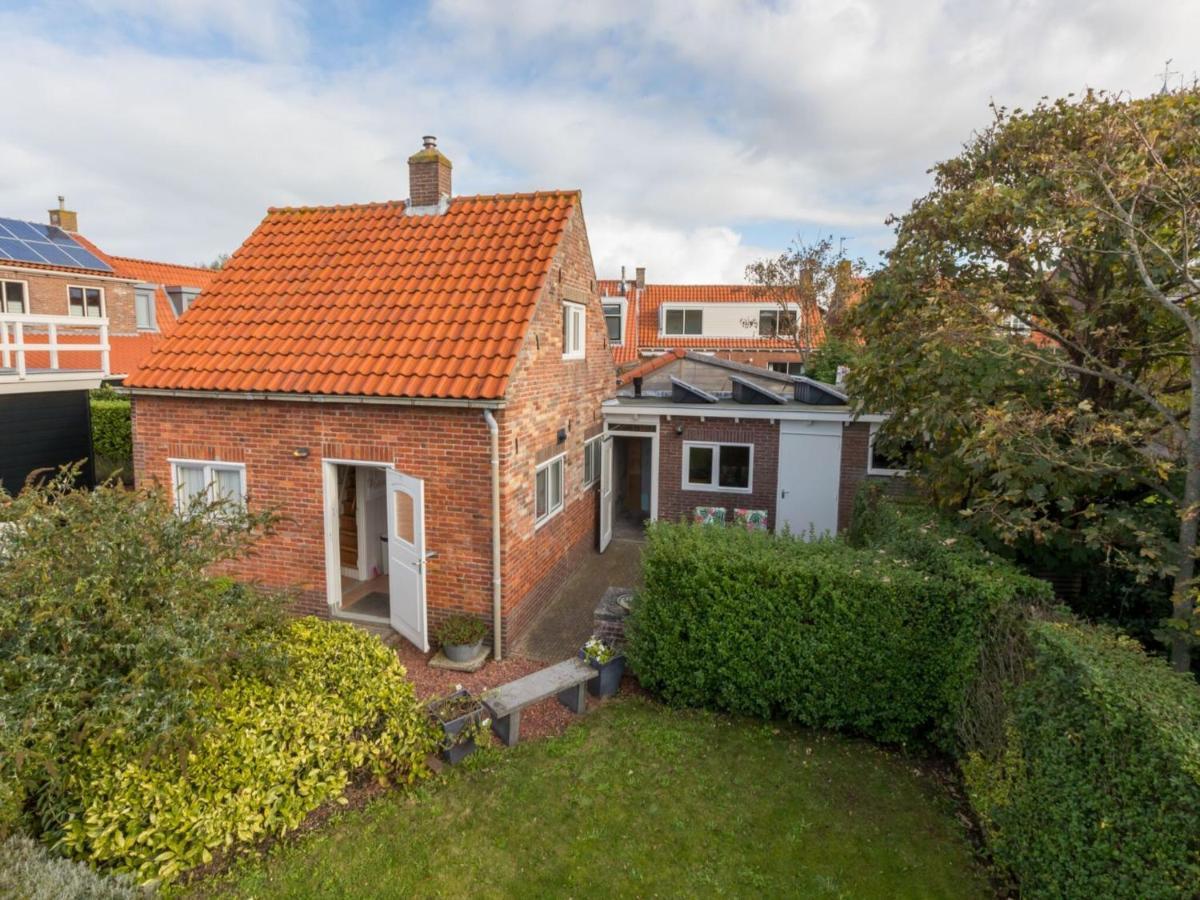 Quaint Holiday Home In Domburg With Terrace エクステリア 写真